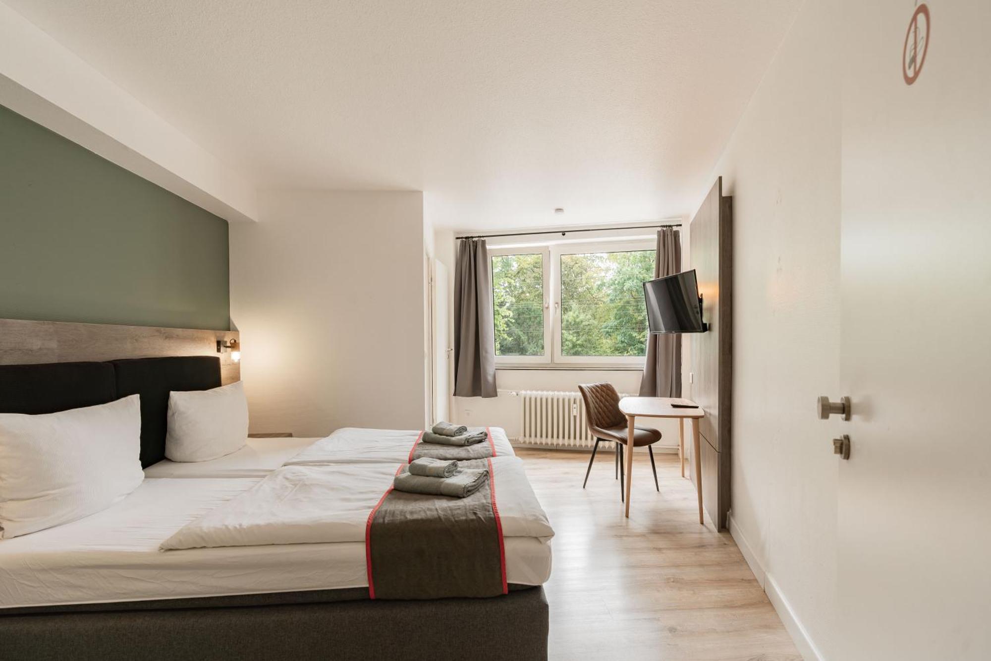 Enger Hof Отель 3*